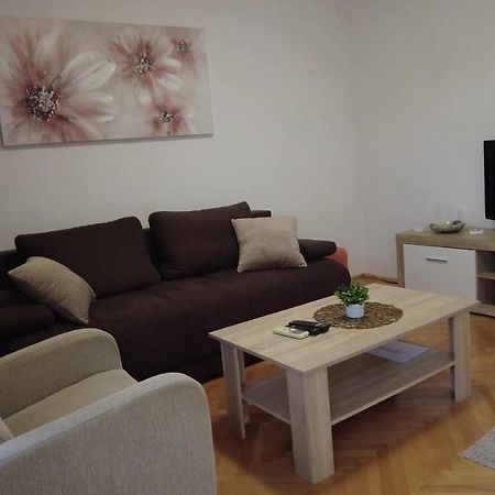 Apartment Dina Omiš Εξωτερικό φωτογραφία
