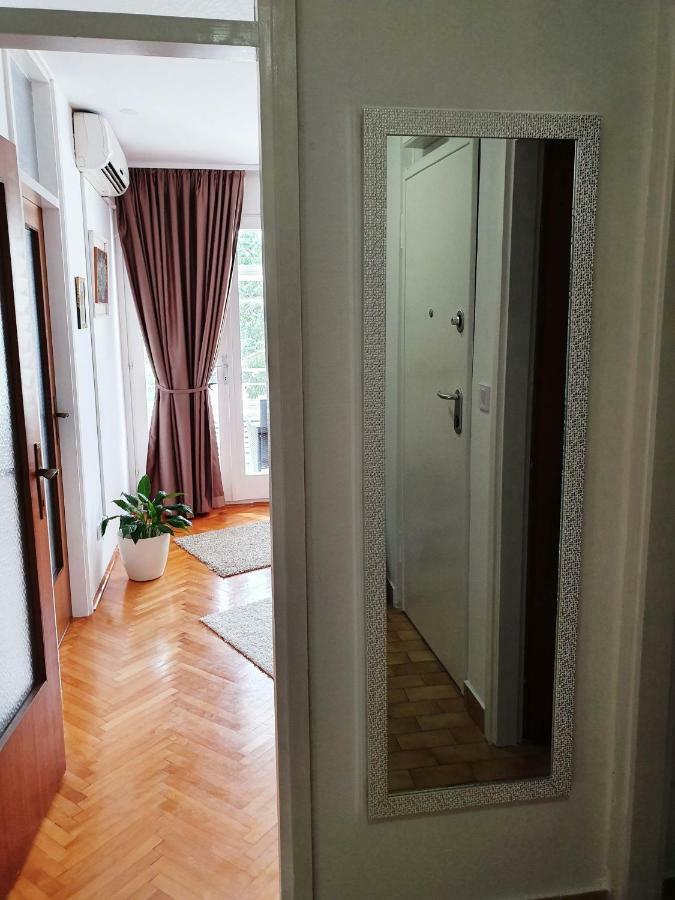 Apartment Dina Omiš Εξωτερικό φωτογραφία